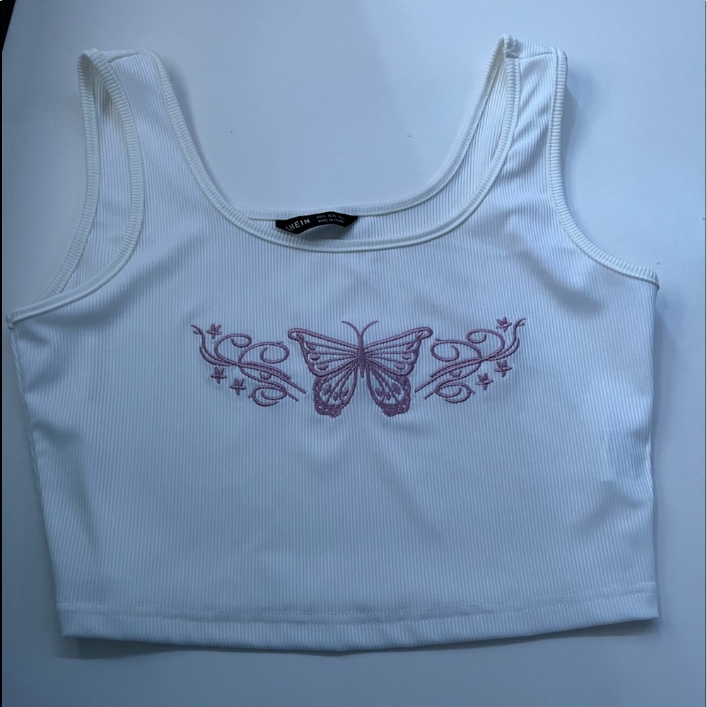 White Shein tank top size medium